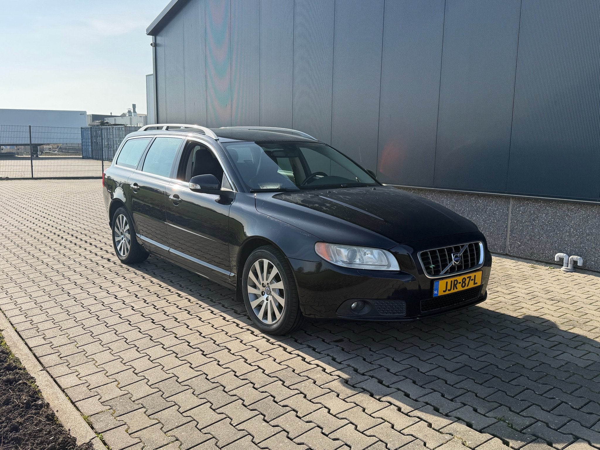 Volvo V70 2.5 FT Momentum *YOUNGTIMER* (bj 2009), Auto's, Volvo, Gebruikt, Handgeschakeld, 1600 kg, Euro 4