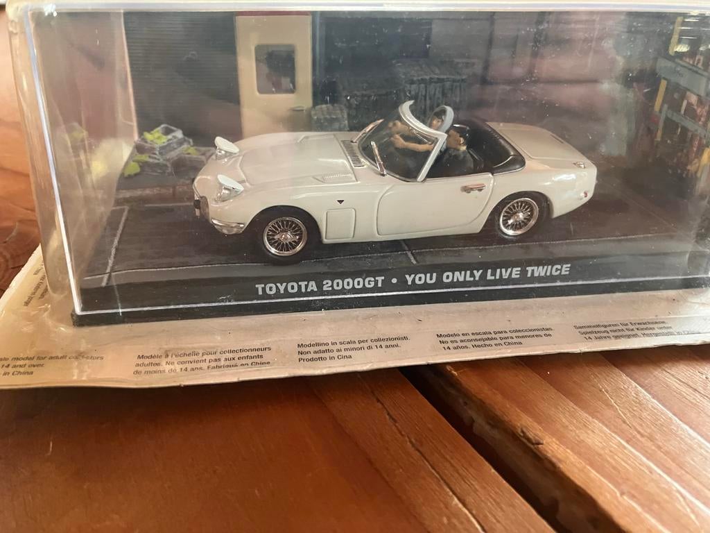 Toyota 2000GT 'You Only Live Twice' modelauto, Ophalen of Verzenden, Zo goed als nieuw, Auto, Overige merken