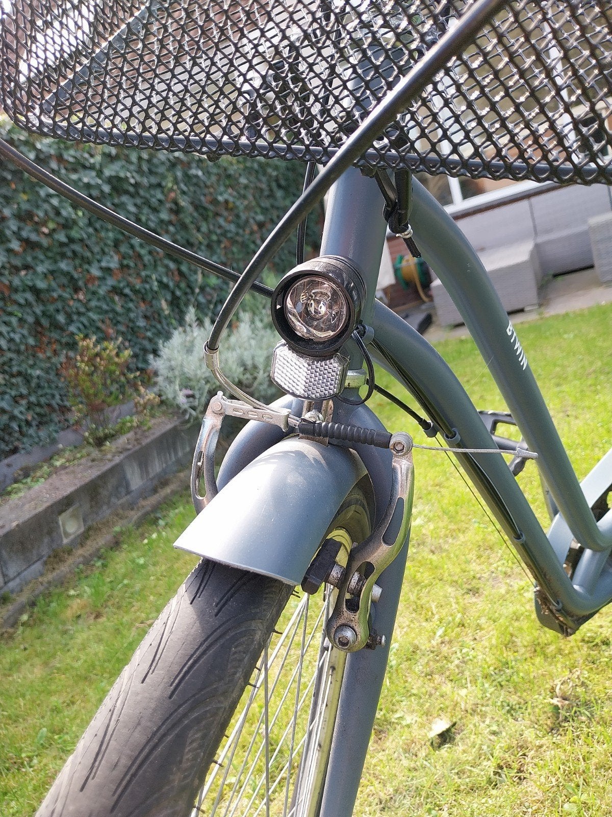 Foto 5 van B'TWIN Elops 520 Stadsfiets Dames 28 inch Lage Instap