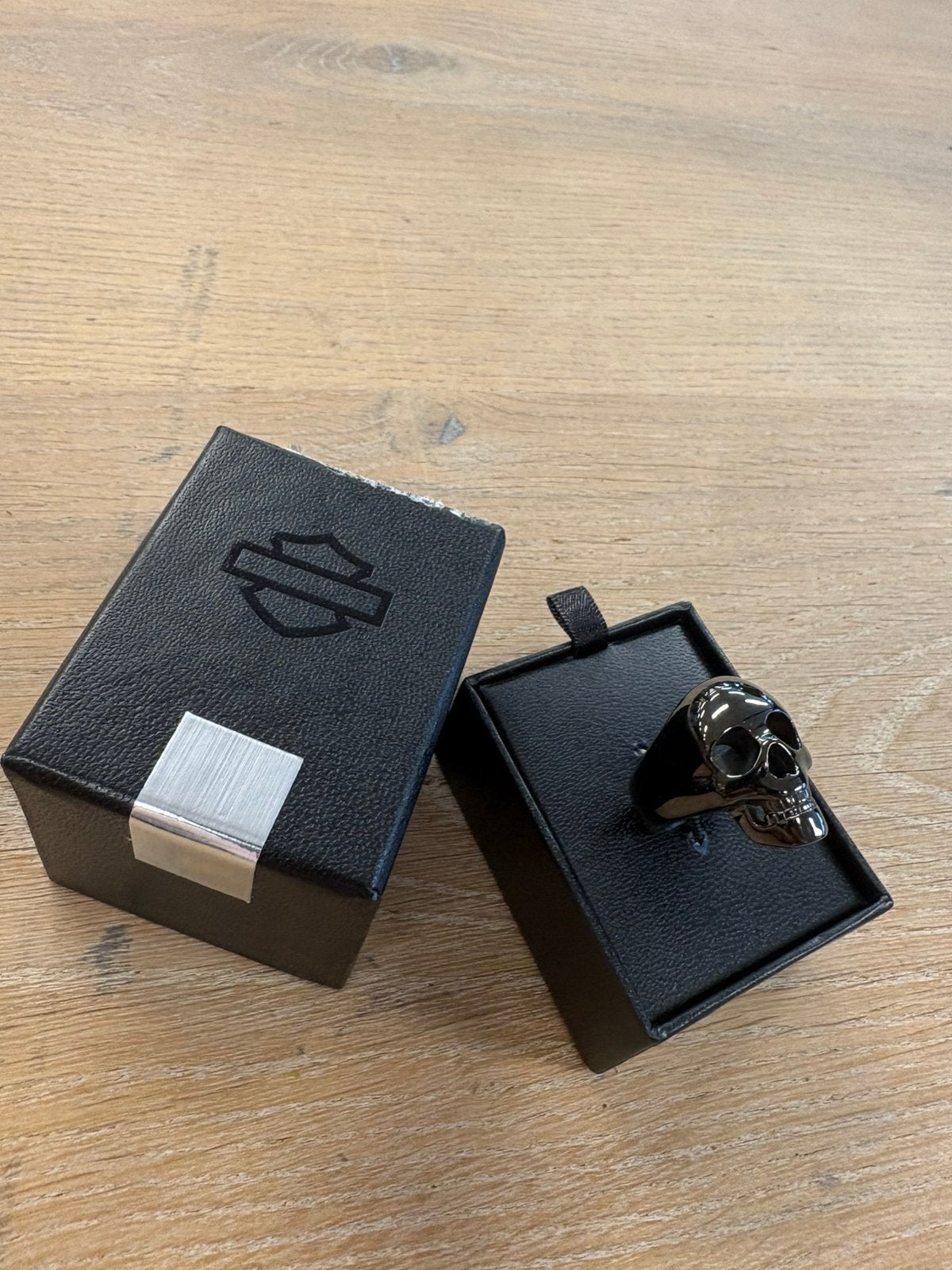 Nieuwe orginele Harley Davidson ring., Sieraden, Tassen en Uiterlijk, Overige materialen, 20 of groter, Zwart, Heer