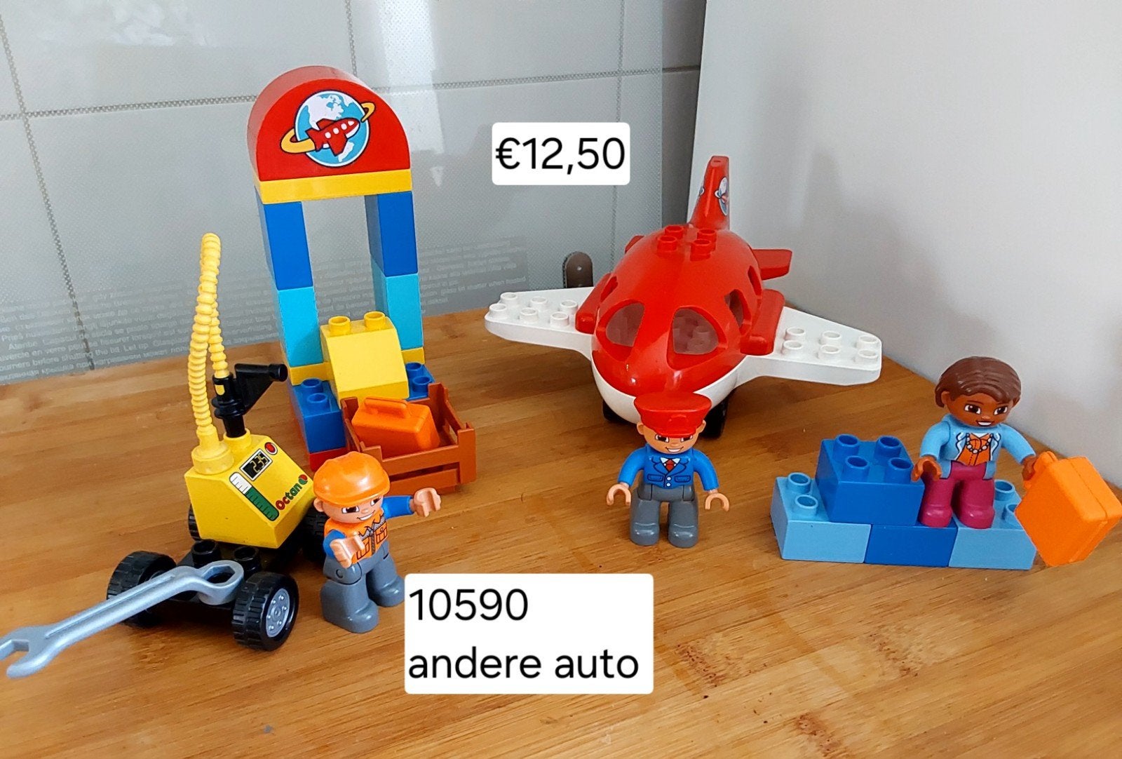 Lego Duplo Vliegveld Set 10590 met Vliegtuig en Figuren🦋, Inclusief minifiguren, Gebruikt, Overige thema's, Ophalen of Verzenden