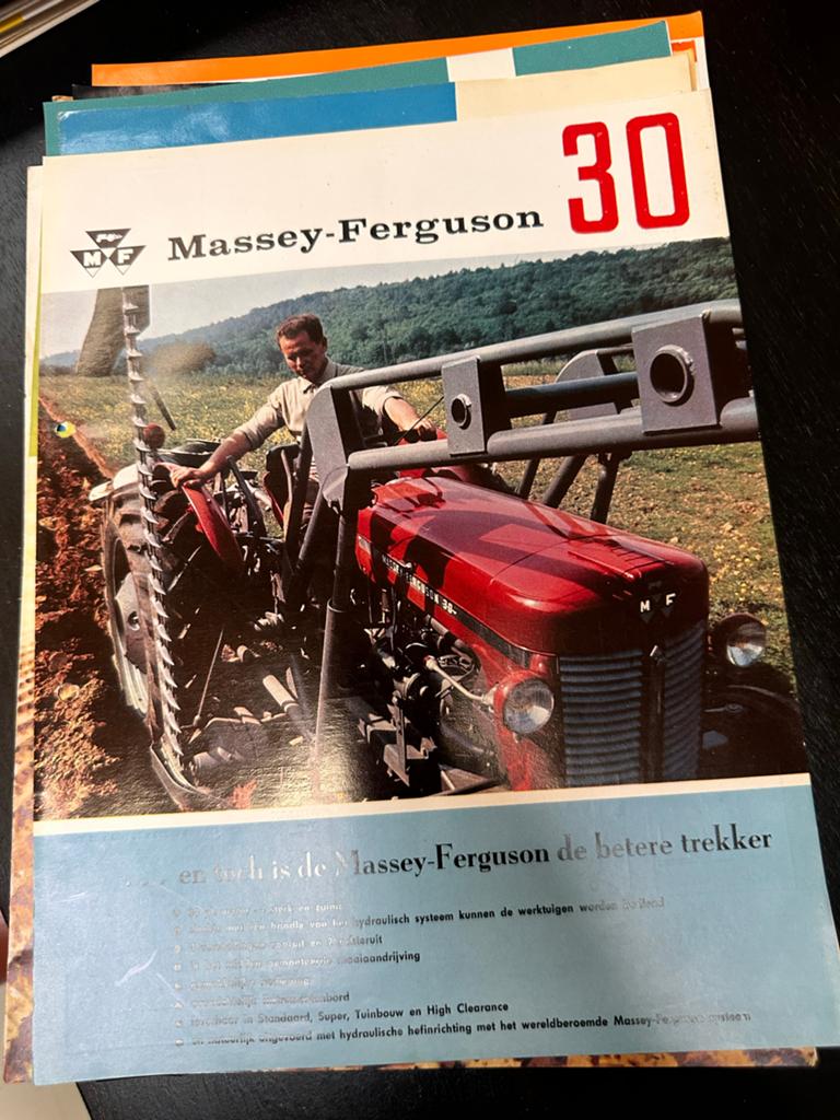 Oude Massey-Ferguson 30 folder uit de jaren '60, Ophalen of Verzenden, Zo goed als nieuw, Overige typen