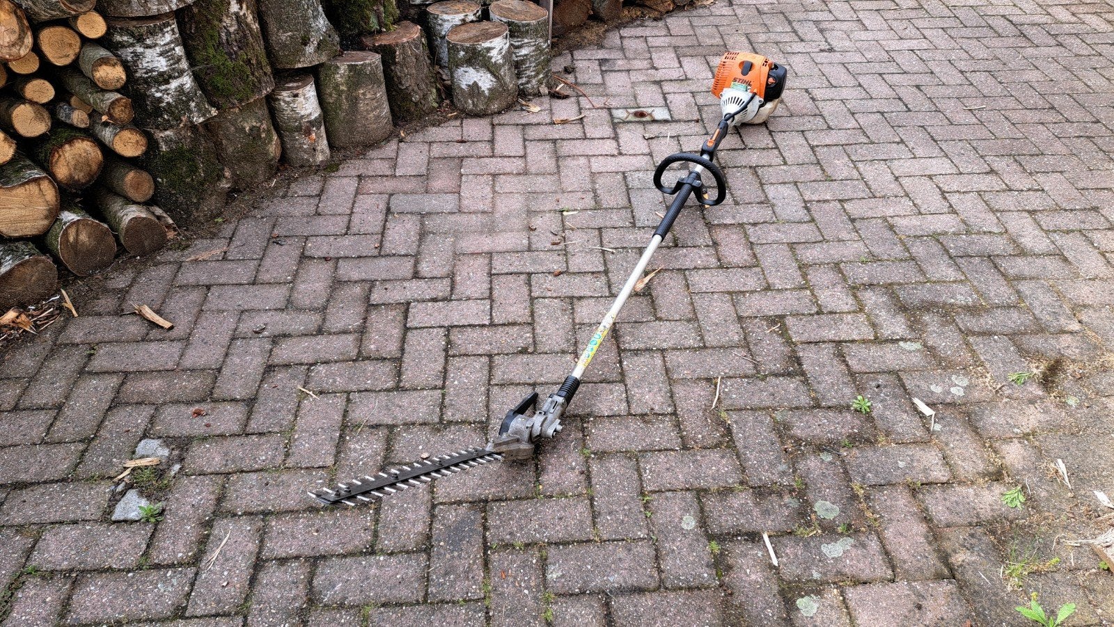 Stihl HL 100 stokheggenschaar 2014 met garantie., Ophalen, Gebruikt, ????, HL 100