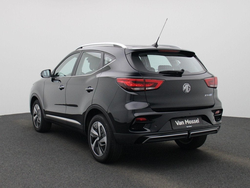 MG ZS EV Long Range Comfort 70 kWh, Auto's, MG, 12 maanden, Stof, ZS, Zwart