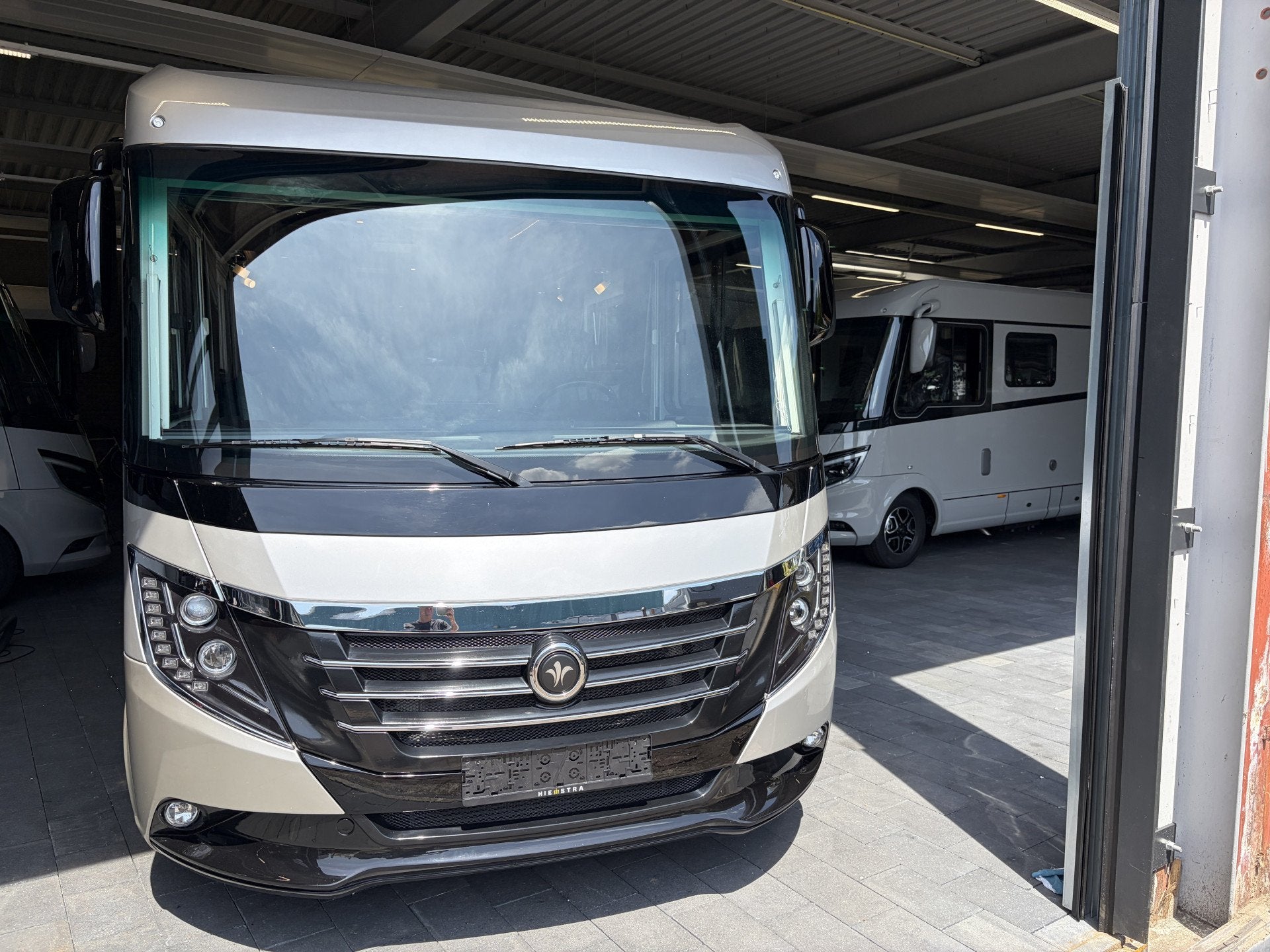 Caravans And Camping Niesmann