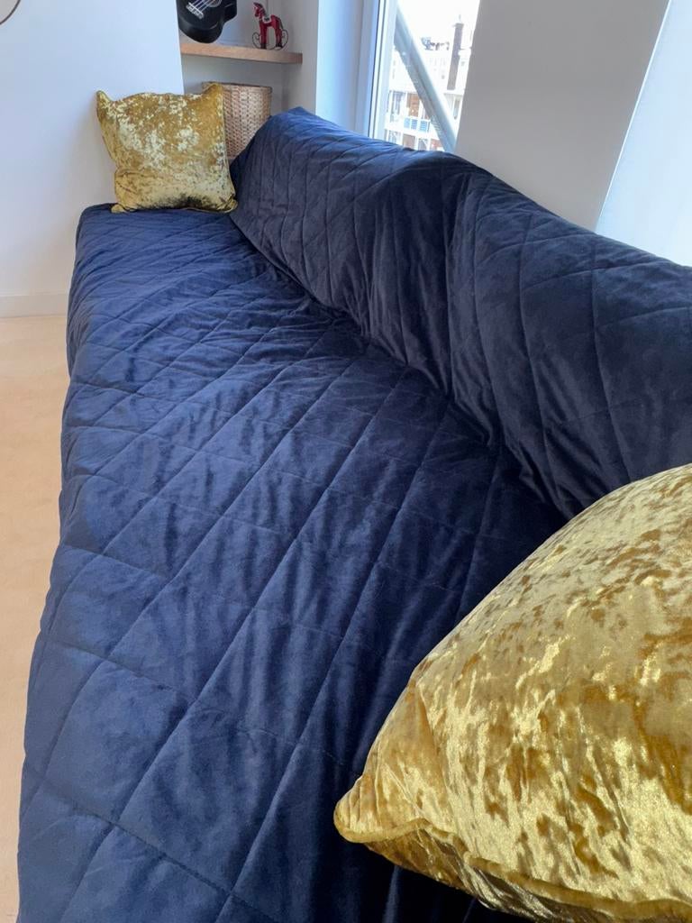 Sofa / bed with blanket and cushions, Ophalen of Verzenden, Zo goed als nieuw, 75 tot 100 cm