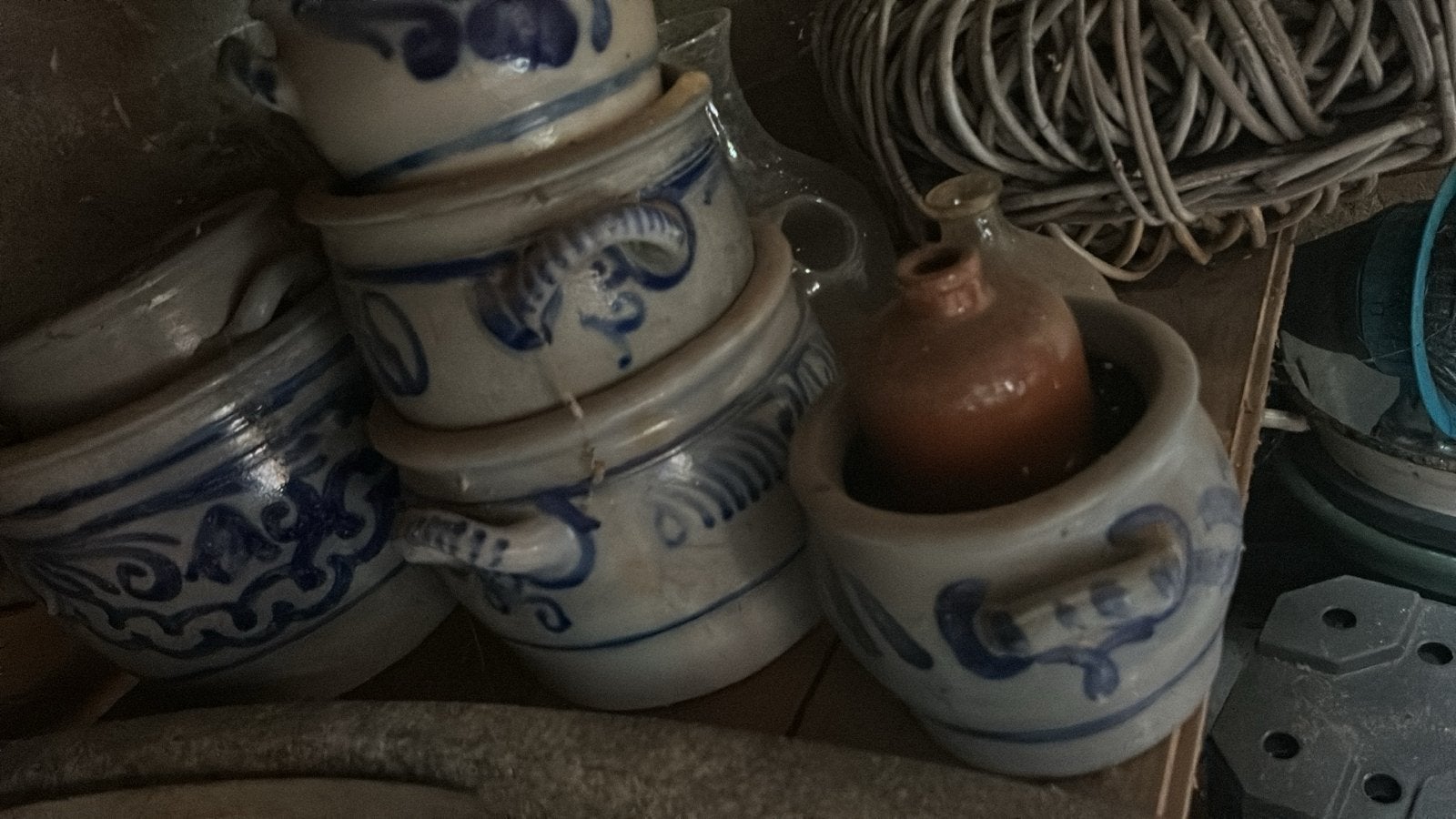 Set van Keulse potten met blauw decor, Ophalen