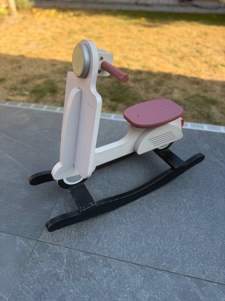 Houten hobbel scooter voor kinderen, Ophalen, Gebruikt