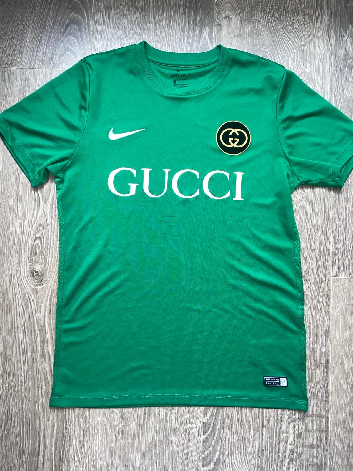 Nike Dri-Fit T-shirt Groen met Gucci print Maat M, Ophalen of Verzenden, Gedragen, Maat 48/50 (M), Groen