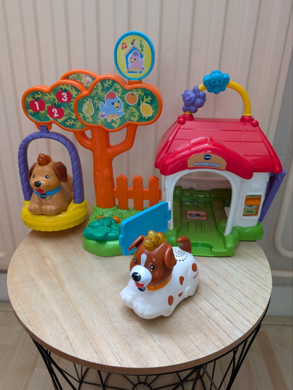 Vtech hondenhok met 2 hondjes €6, Ophalen, Zo goed als nieuw, 2 tot 4 jaar