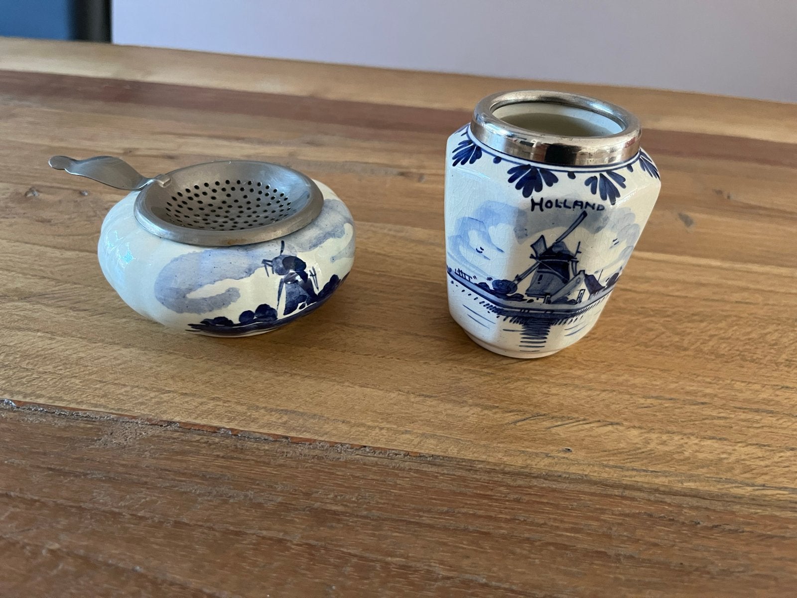 Delfts blauw theezeefje en vaasje - Hollandse molens, Ophalen of Verzenden