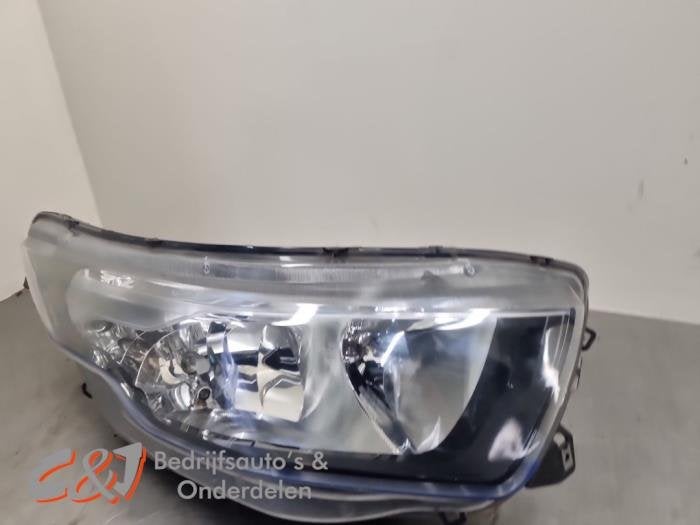 Koplamp rechts van een Iveco New Daily, Gebruikt, -, Overige automerken, -
