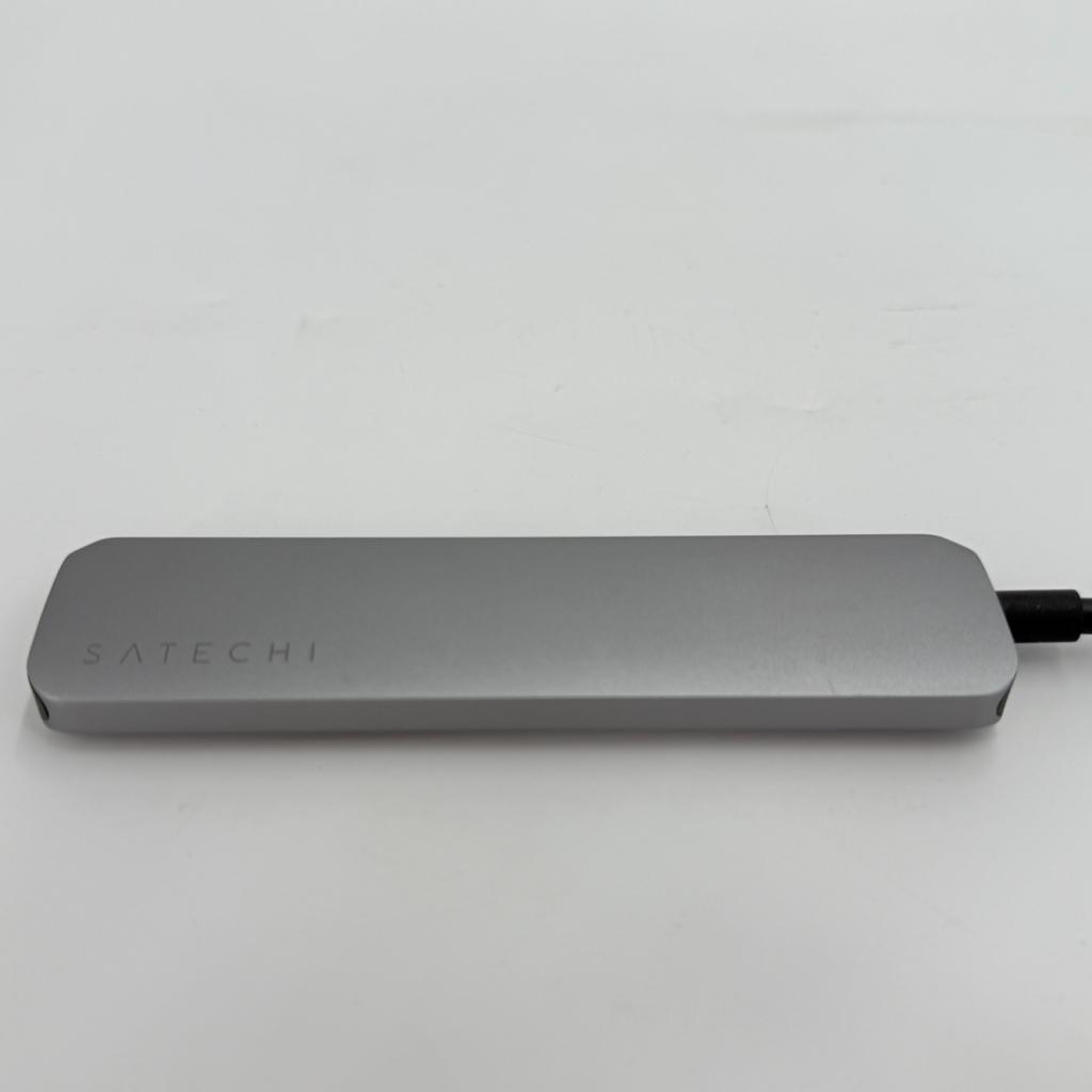 Satechi Slim USB-C 4-in-1 4K Adapter Grey, Satechi, Gebruikt, Support@satechi.com, Satechi,
9120 Activity Road, Suite A,
San Diego, CA 92126,
United States