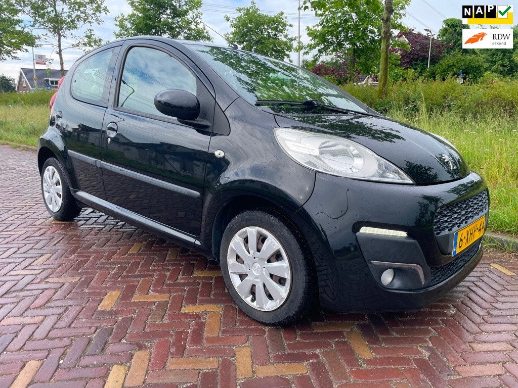 Peugeot 107 1.0 Active-Airco, Voorwielaandrijving, Euro 5, Stof, Gebruikt