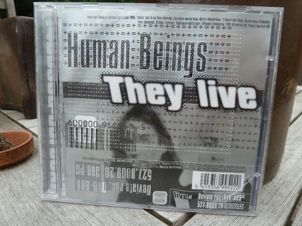 Human beings - they live cd, Ophalen of Verzenden, Zo goed als nieuw