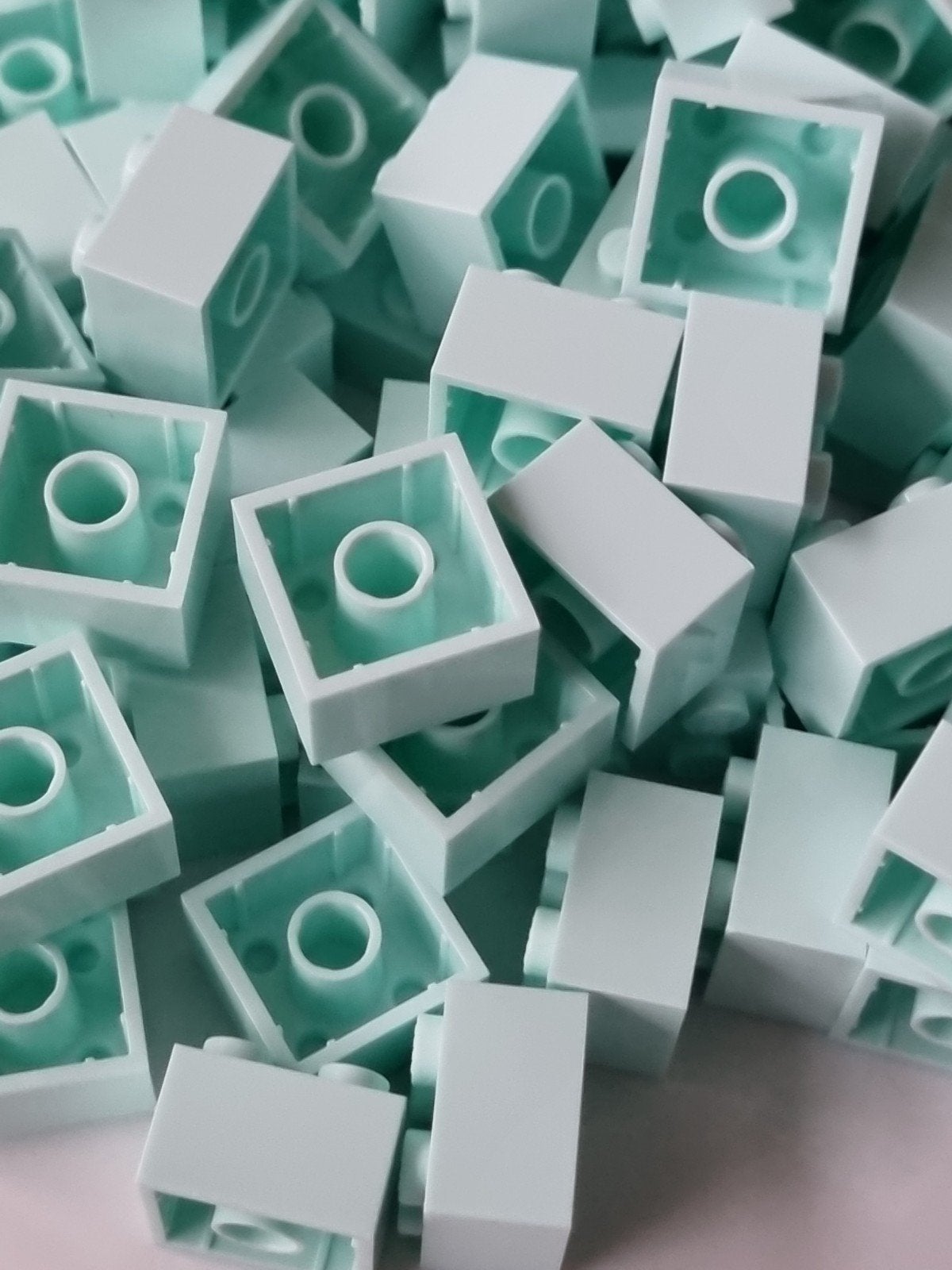 100 nieuwe lego stenen 2x2 Aqua / Heel licht blauw, Overige thema's, Lego, Nieuw, Ophalen of Verzenden