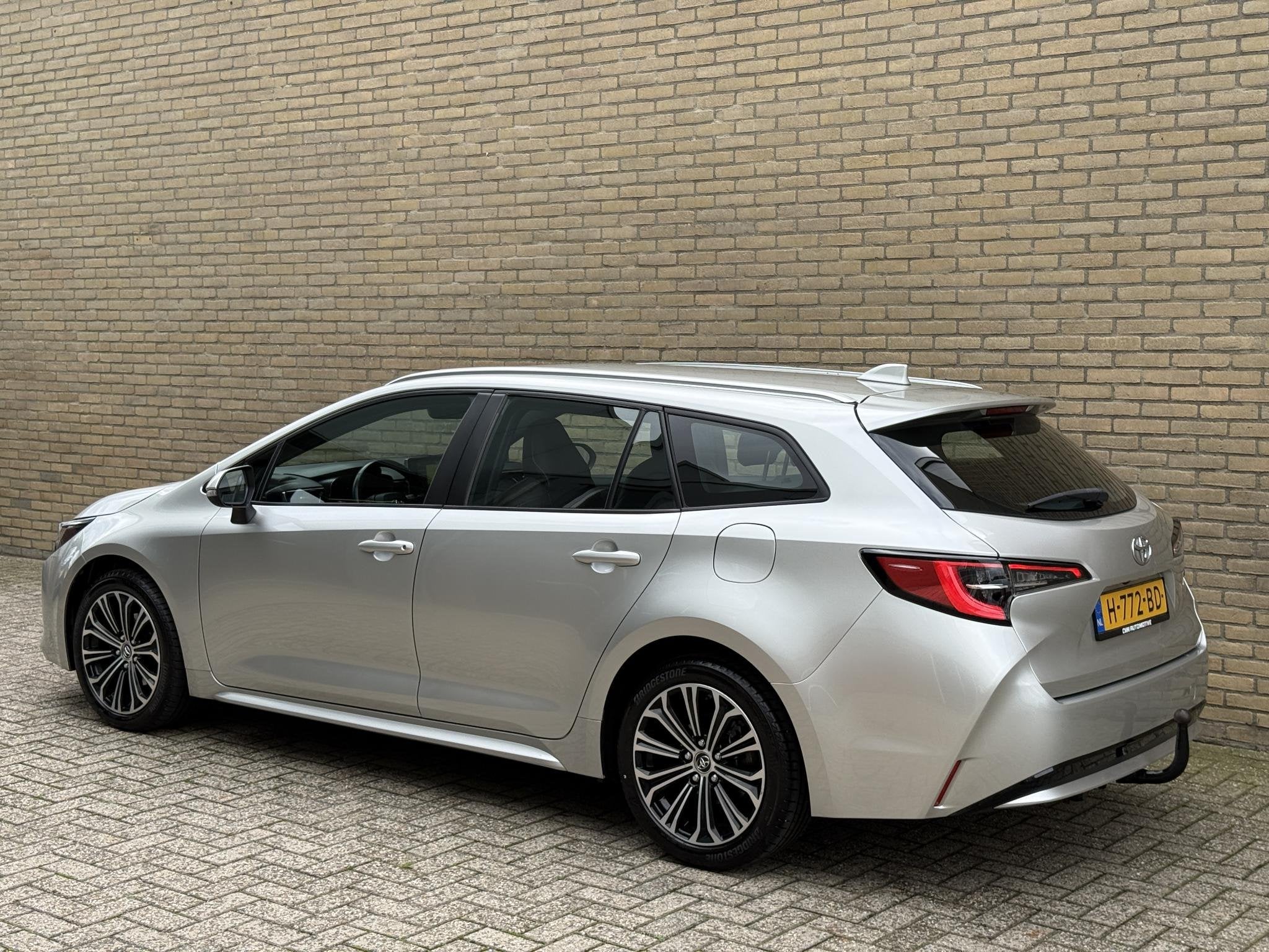Toyota Corolla Touring Sports 1.2 Turbo Dynamic | Trekhaak a, Auto's, Voorwielaandrijving, 450 kg, Euro 6, 4 cilinders