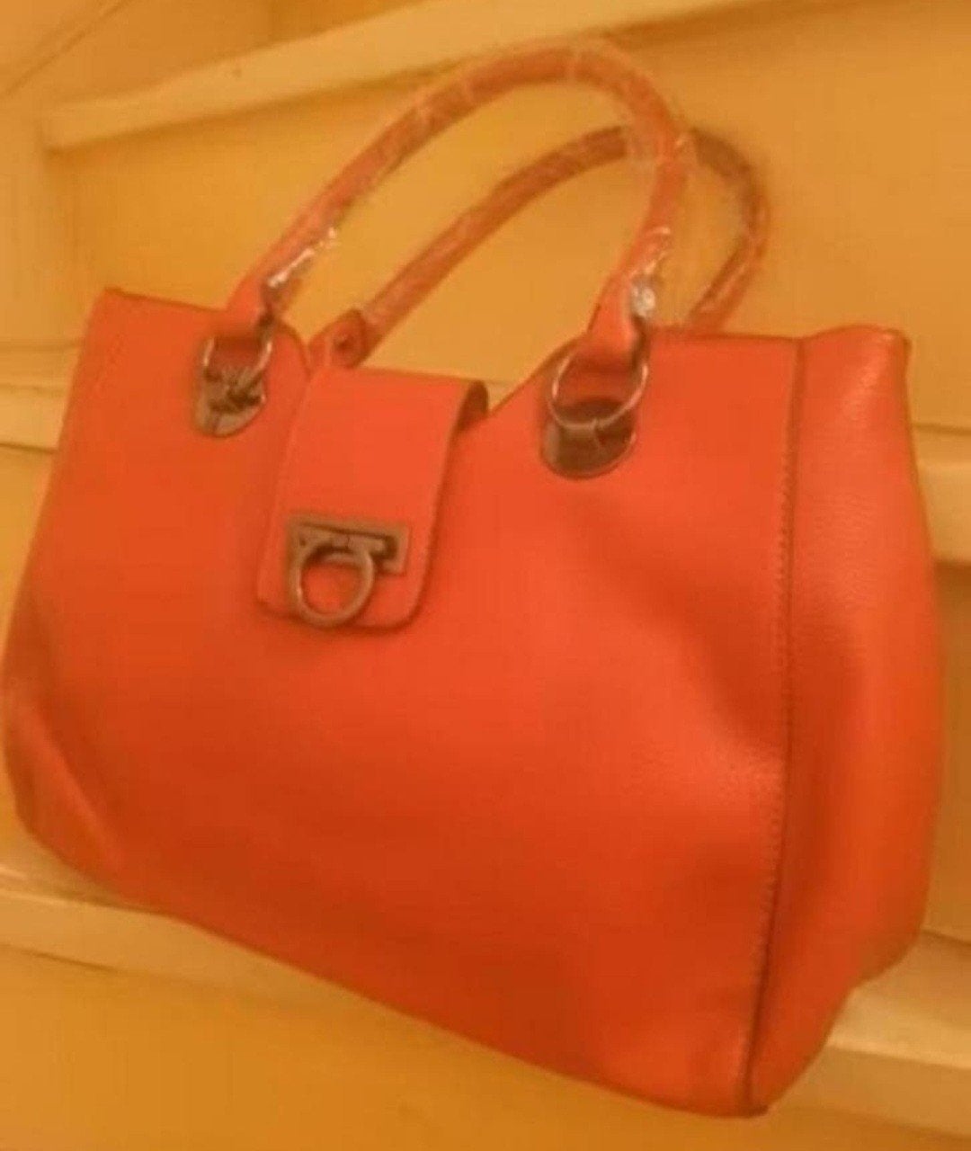 Mooie giuliano tas rood., Ophalen of Verzenden, Nieuw, Rood, Schoudertasje