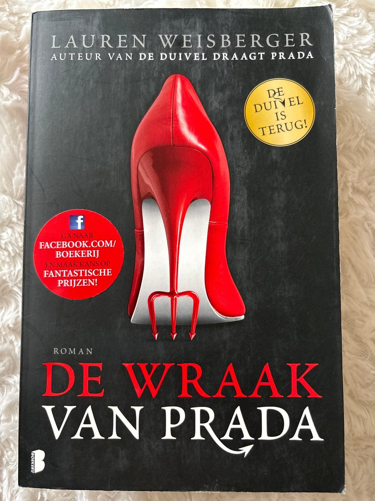 De Wraak van Prada - Lauren Weisberger, Ophalen of Verzenden, Gelezen, Nederland
