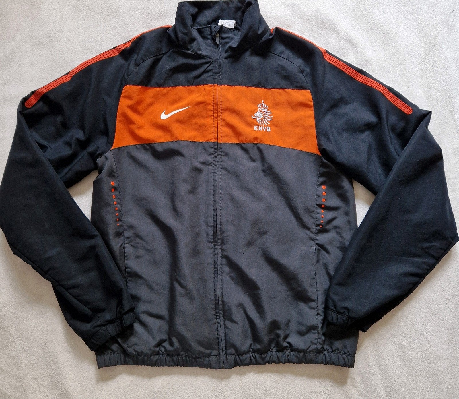 Nederlands elftal jack shirt 2010 Oranje KNVB vest M, Maat 48/50 (M), Zwart, Nike, Ophalen of Verzenden