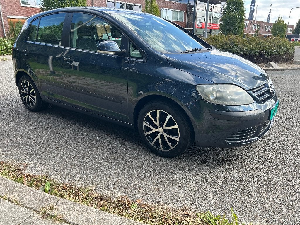 Volkswagen Golf Plus 1.6 FSI 85KW 2006 Blauw, Stof, 4 cilinders, Blauw, Electronic Stability Program (ESP)