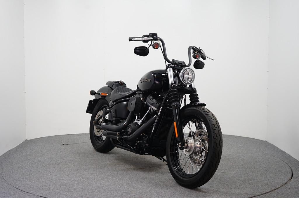 Harley-Davidson STREET BOB FXDB (bj 2019), 1745 cc, Chopper, Bedrijf, Meer dan 35 kW