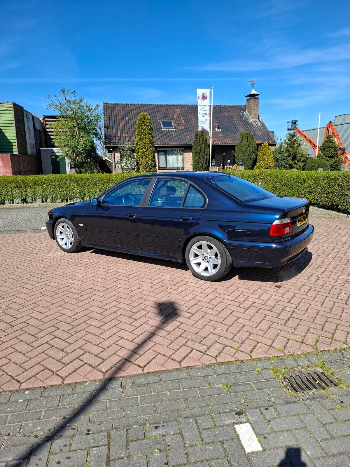 BMW 5-Serie E39 540i AUT 2003 Blauw, Automaat, Achterwielaandrijving, 2000 kg, Blauw