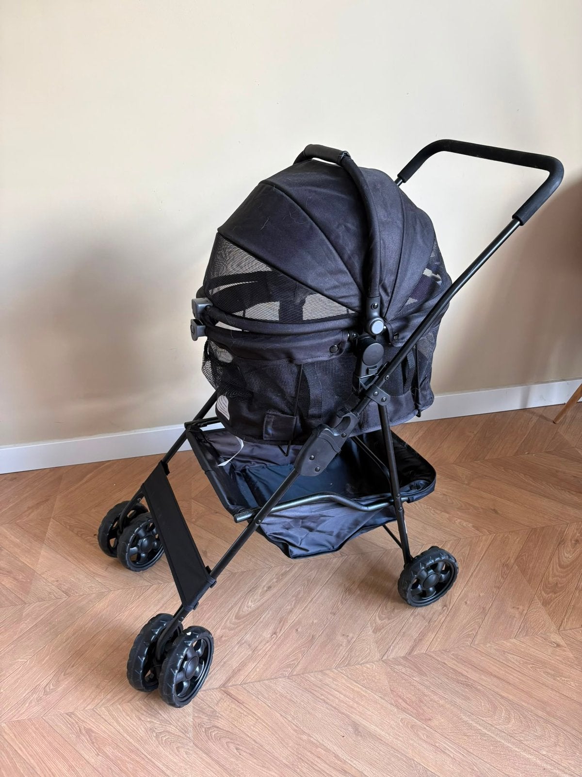 Hondenbuggy / kattenbuggy zwart – opvouwbaar, Dieren en Toebehoren, Ophalen, Zo goed als nieuw