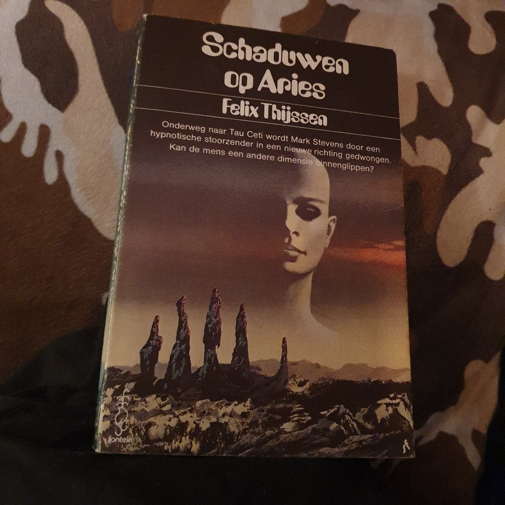 Schaduwen op Aries Felix Thijsen Fontein SF, Ophalen of Verzenden, Zo goed als nieuw