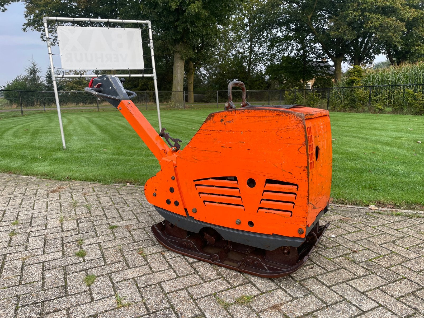 Bomag bpr 70/70 trilplaat met verdichtingsmeter, Ophalen