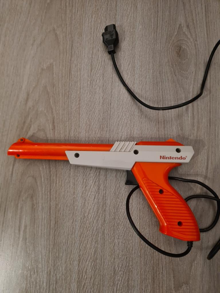 Nintendo Nes Zapper, Ophalen of Verzenden, Gebruikt