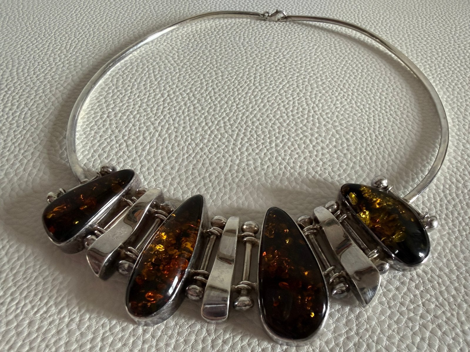 H040/ Prachtige Zilveren Bijzondere Zeldzame AMBER ketting, Gebruikt, Verzenden, X, Zilver