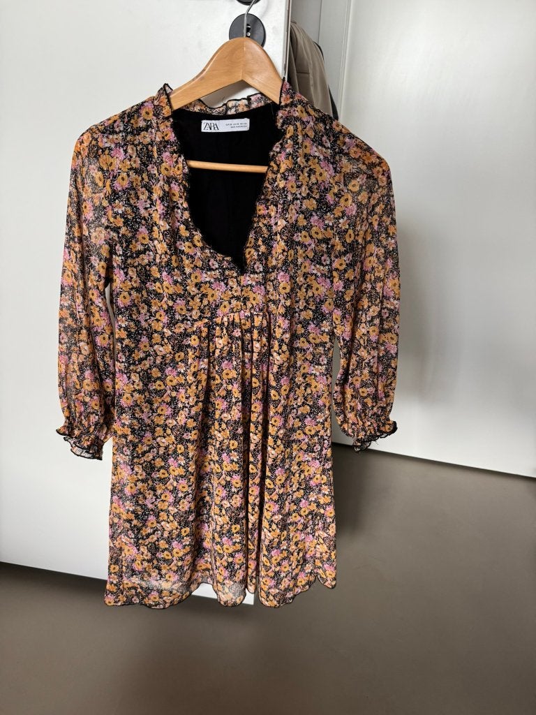 Strandjurkje met bloemetjes van Zara, maat xs., Verzenden, Zo goed als nieuw, Maat 34 (XS) of kleiner, Boven de knie
