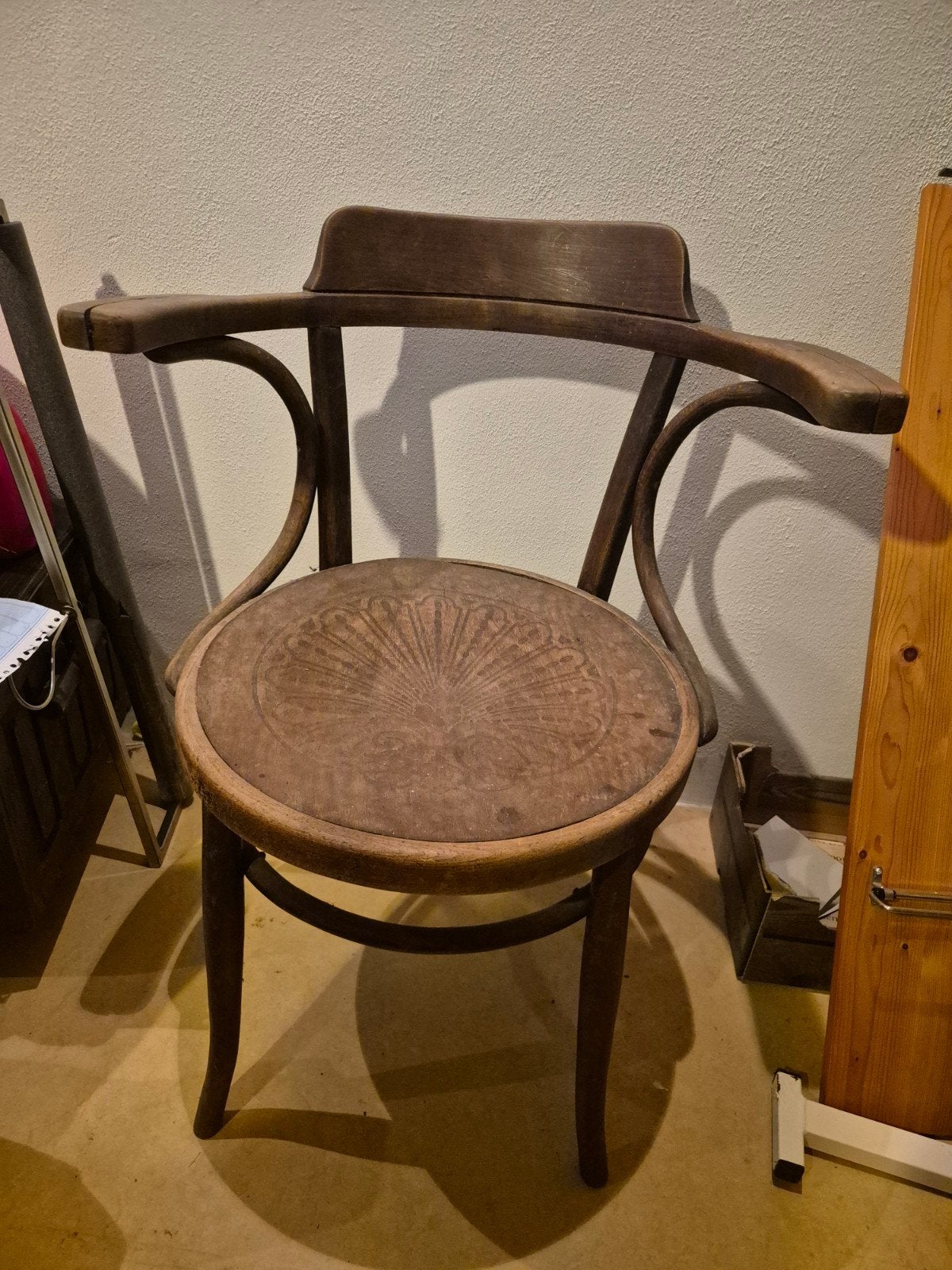 Thonet 202 stoel, antiek, Antiek en Kunst, Antiek | Meubels | Stoelen en Banken, Ophalen of Verzenden