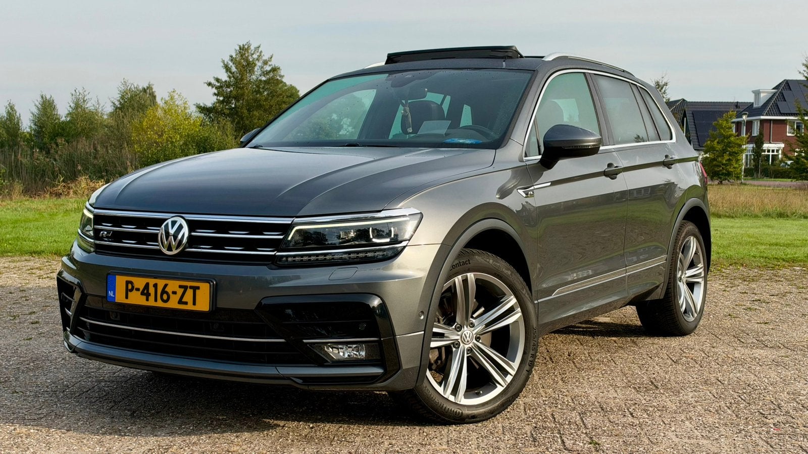 Volkswagen Tiguan 2.0 |3x R-Line|4Motion DSG|R-Zetels|Vol, Automaat, Zwart, 4 cilinders, 1984 cc