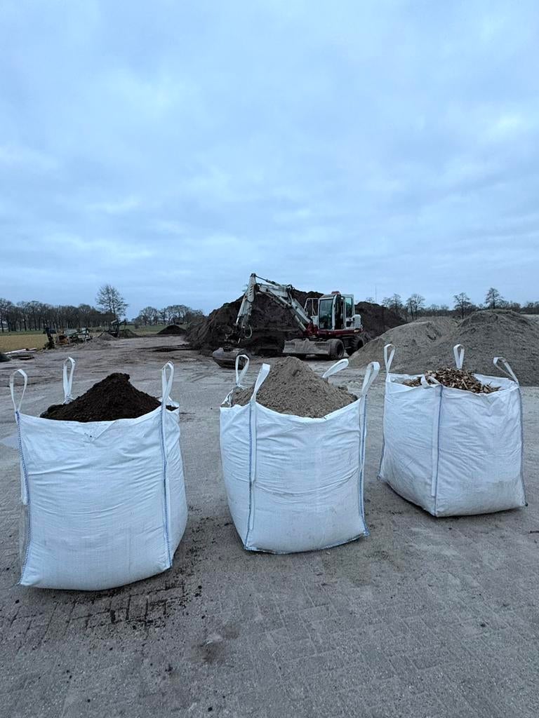 Big bag straatzand/tuingrond/houtsnippers/brekerszand, Tuin en Terras, Zand, Ophalen, Zo goed als nieuw