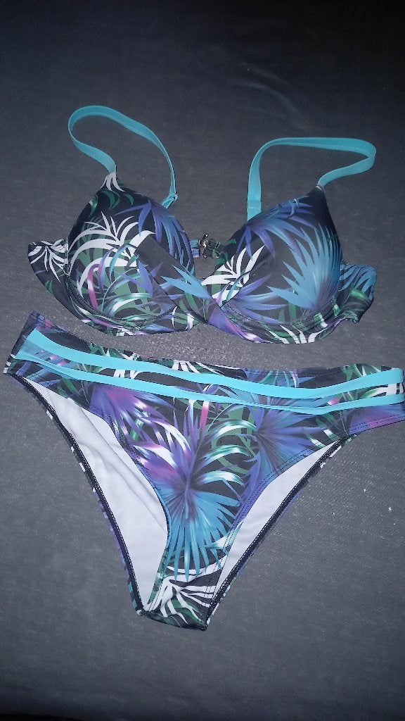 Diverse lingerie + setjes en bikini's te koop, Ophalen of Verzenden, Overige kleuren, Setje