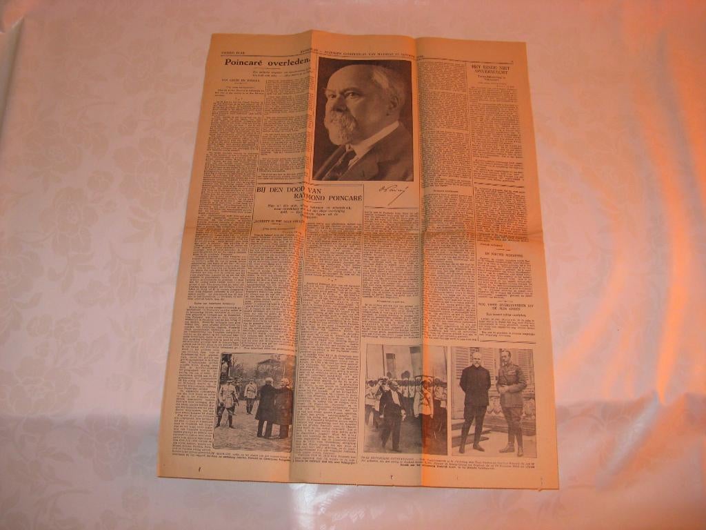 Avondblad Alg. Handelsblad 15 10 1934 en 20 maart 1934, Verzamelen, Tijdschriften, Kranten en Knipsels, Ophalen of Verzenden, 1920 tot 1940