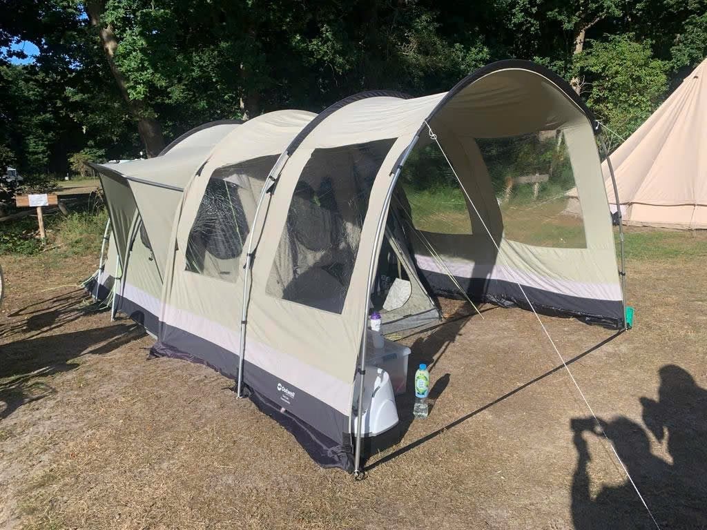 Outwell Trout Lake tent 4pers + front extension, Ophalen, Zo goed als nieuw, Tot en met 4