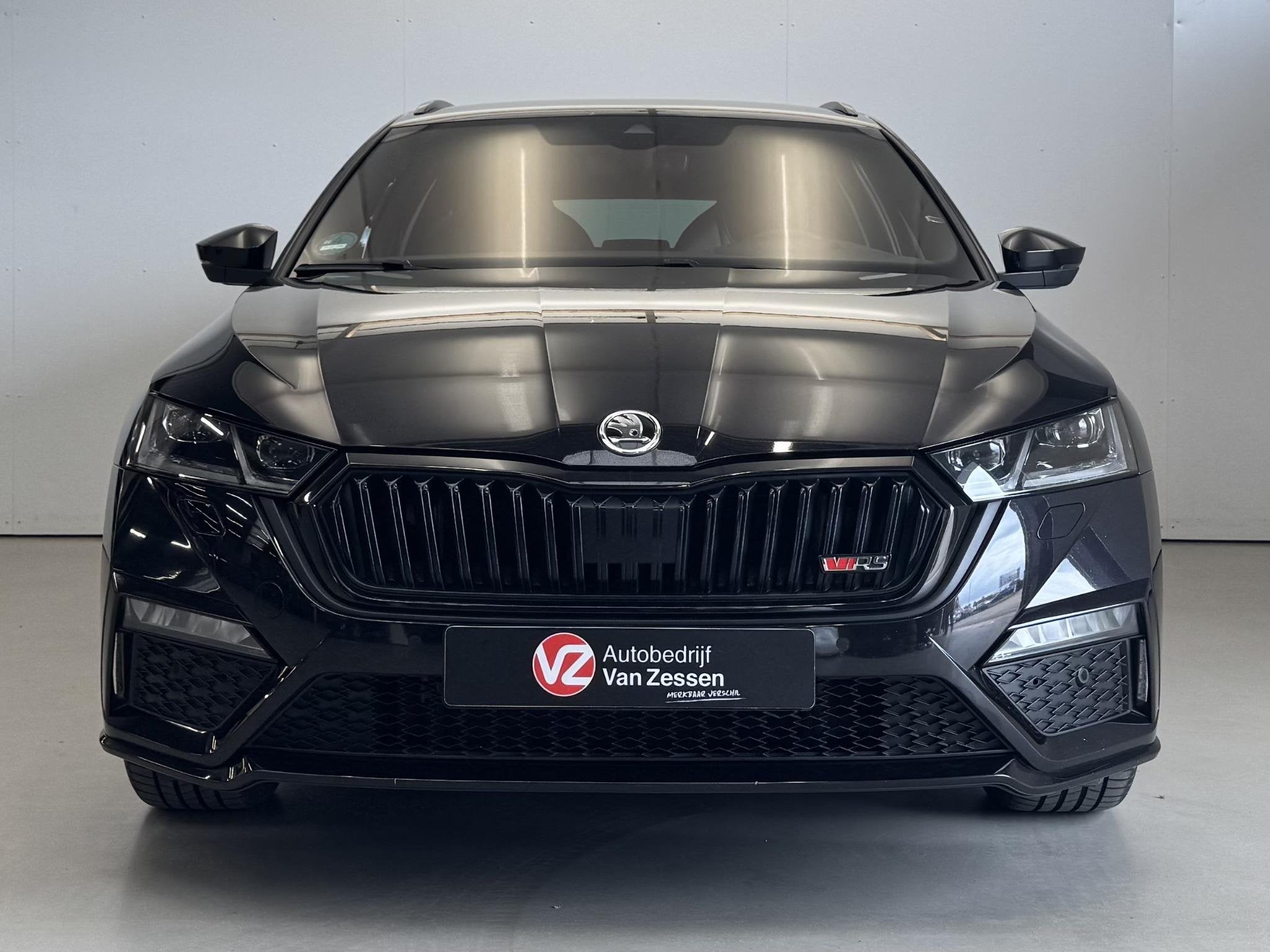 Skoda Octavia Combi 1.4 TSI RS iV PHEV Business 245Pk | Elek, Auto's, 12 maanden, Gebruikt, 4 cilinders, Zwart