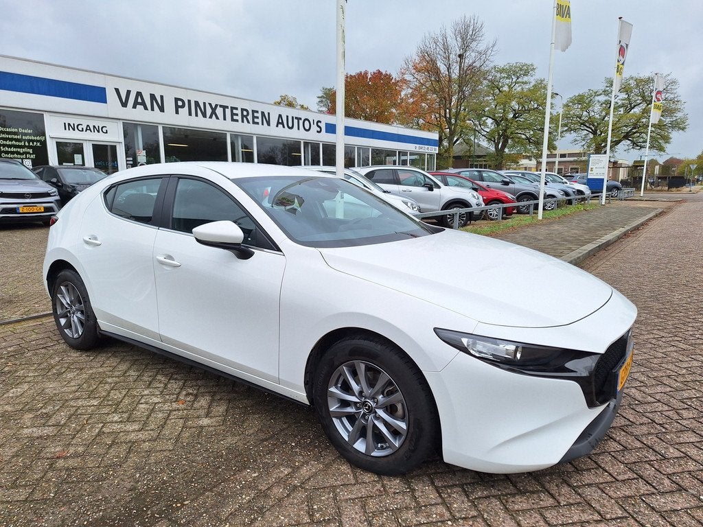 Mazda 3 2.0 e-SkyActiv-G M Hybrid 122 (b.j. 12-2022), Auto's, Mazda, Voorwielaandrijving, Stof, Euro 6, 4 cilinders