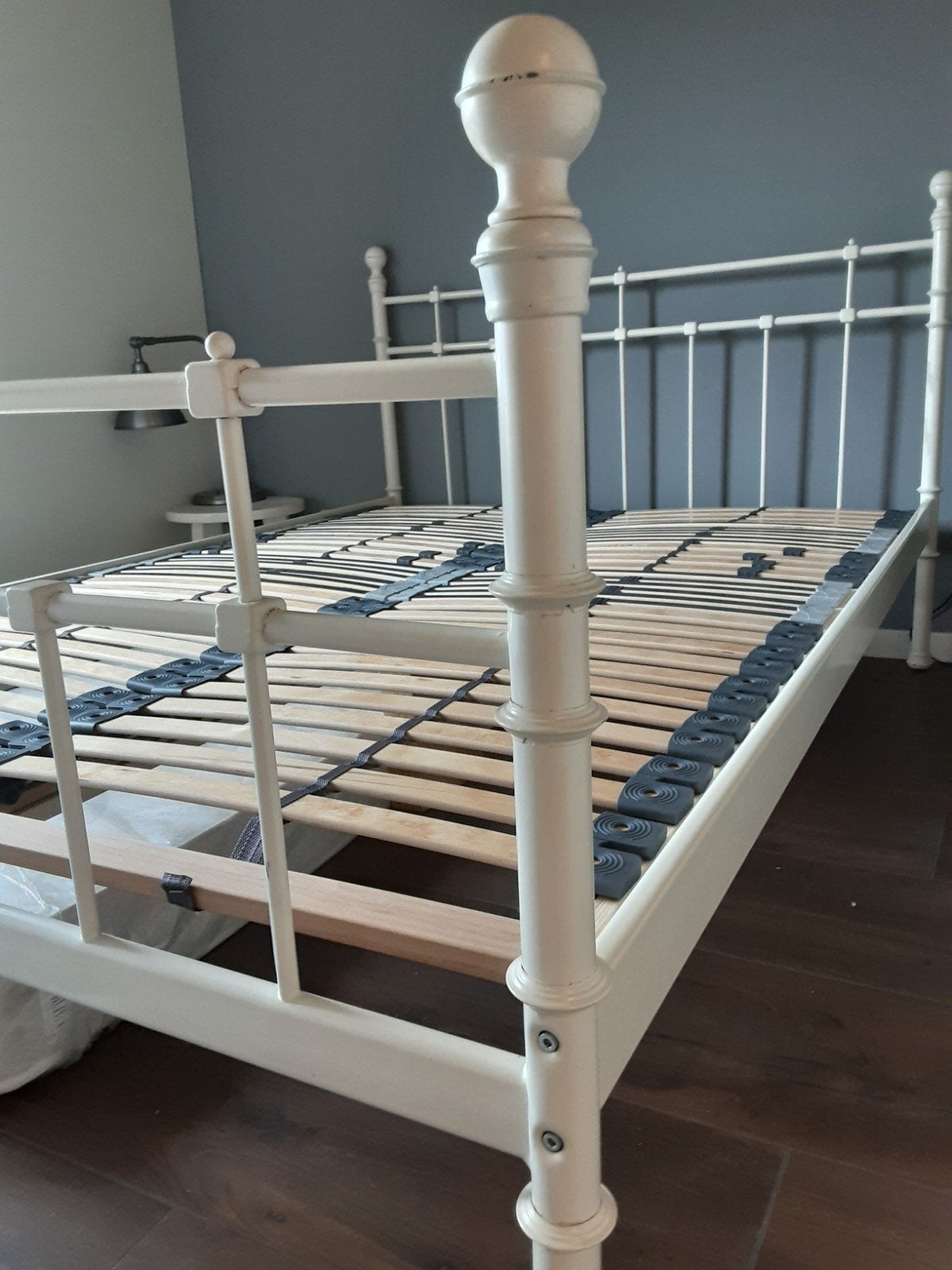 IKEA bed 140x200 met lattenbodem en matras, Huis en Inrichting, Ophalen, Gebruikt, Wit, Tweepersoons