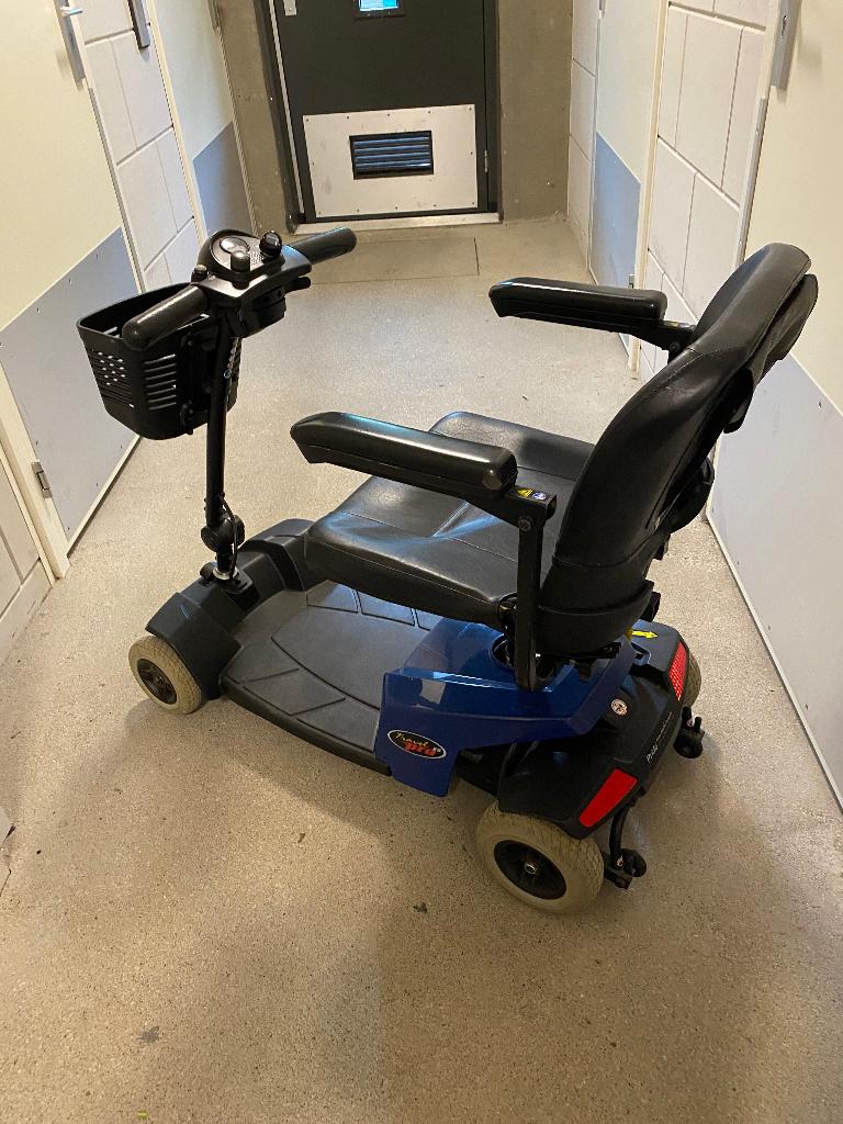 Opvouwbare scootmobiel, Ophalen, 10 km/u of minder, 15 km of minder, Gebruikt