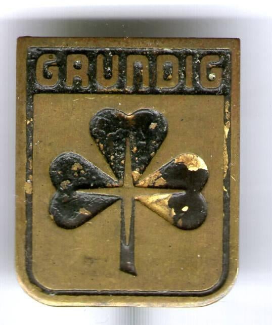 Grundig elektronica apparaten koper speldje ( U_134 ), Verzenden, Zo goed als nieuw, Overige onderwerpen, Speldje of Pin