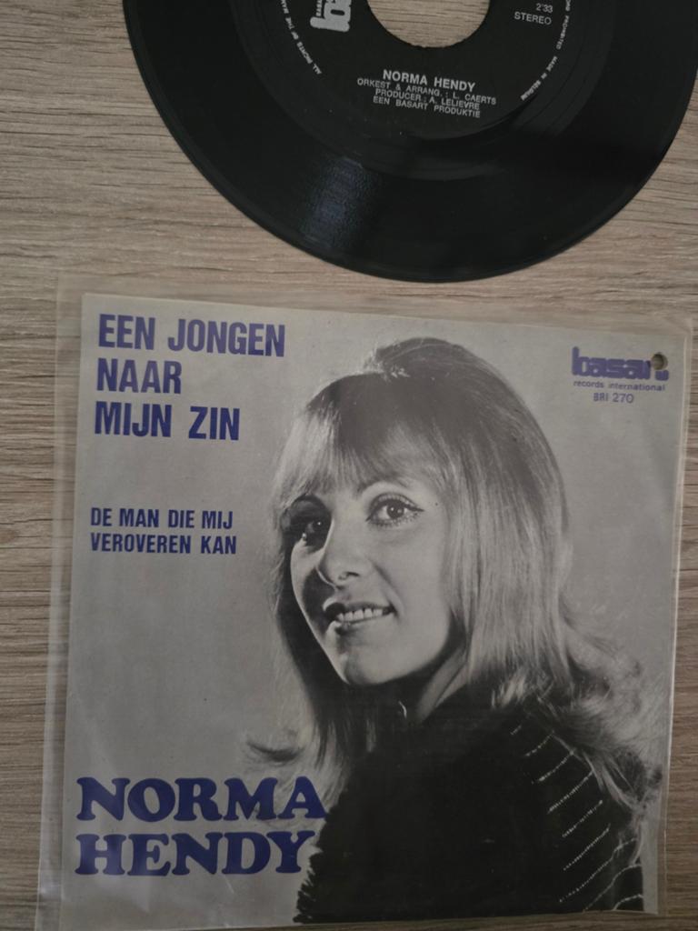 Norma Hendy/ een jongen naar mijn zin( zeldzaam topper, Ophalen of Verzenden, Gebruikt, 7 inch, Levenslied of Smartlap