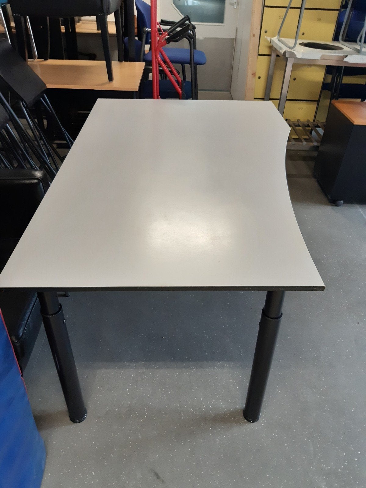 Bureau werktafel, Ophalen, Info@tommysmit.nl, Gebruikt, 7008AR