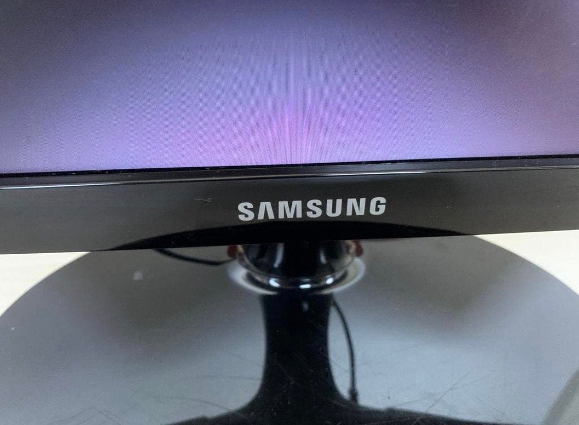 Samsung S24D300HL Monitor - Zo goed als nieuw, Ophalen, Zo goed als nieuw, Full HD, HDMI