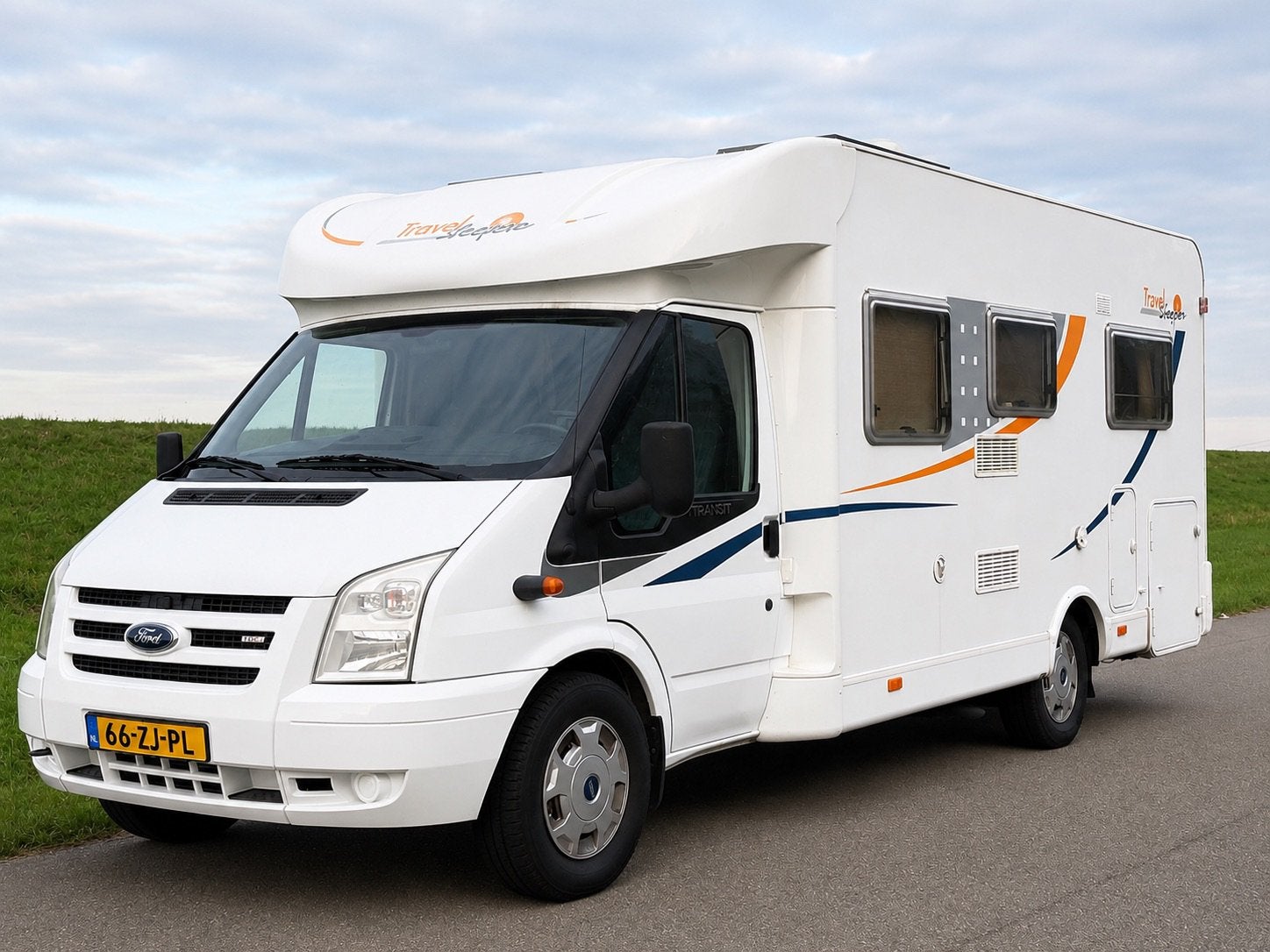 Caravans And Camping Dethleffs