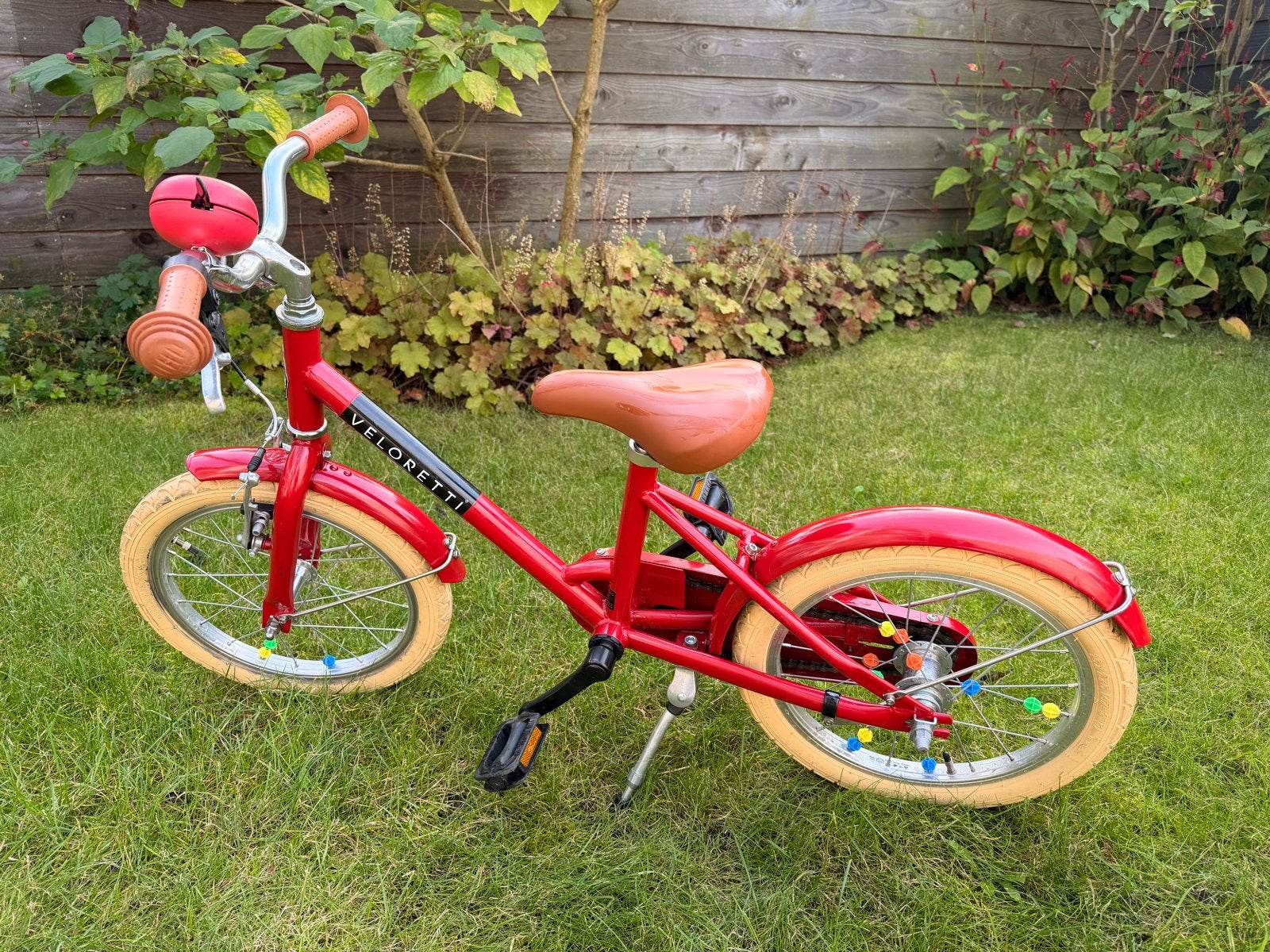 Veloretti Kinderfiets 16 inch - Rood, Ophalen, Terugtraprem, Zijwieltjes, 16 tot 20 inch