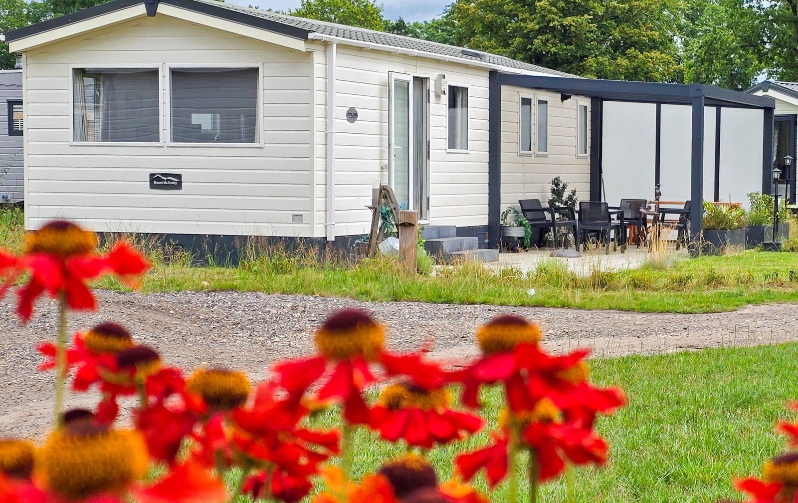 Chalet met Verhuur Mogelijkheden Te Koop!!